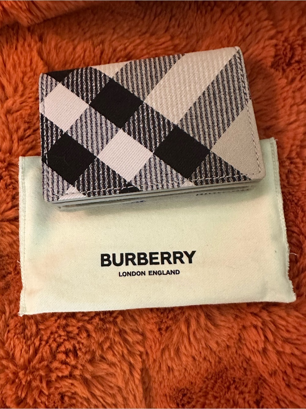 Burberry Plaid Card Case in Lichen